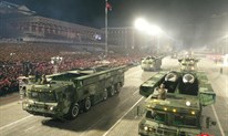 FOTO: Sjeverna Koreja predstavila oružje koje može potegnuti do Amerike
