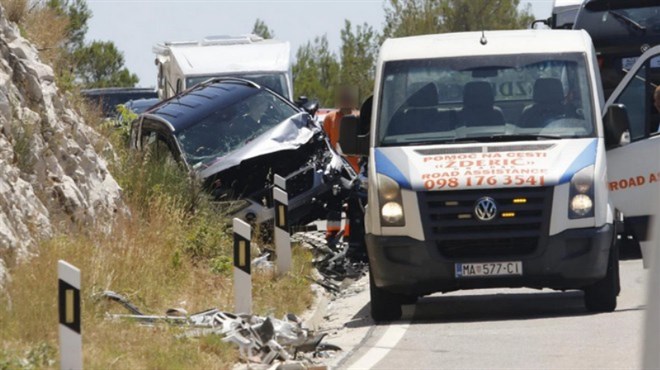 Tragedija kod Makarske: Parkirao teretno vozilo pa izišao iz auta, ono se otkočilo pa ga usmrtilo