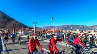 Mostar: U nedjelju tradicionalna biciklijada Djed Božićnjaka