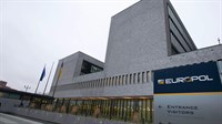 U velikoj akciji Europola uhićena skupina koja je brisanjem roka trajanja trovala ljude