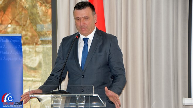 Premijer Čović: Cilj je da mladi ostaju i da čine ovu zemlju još boljom